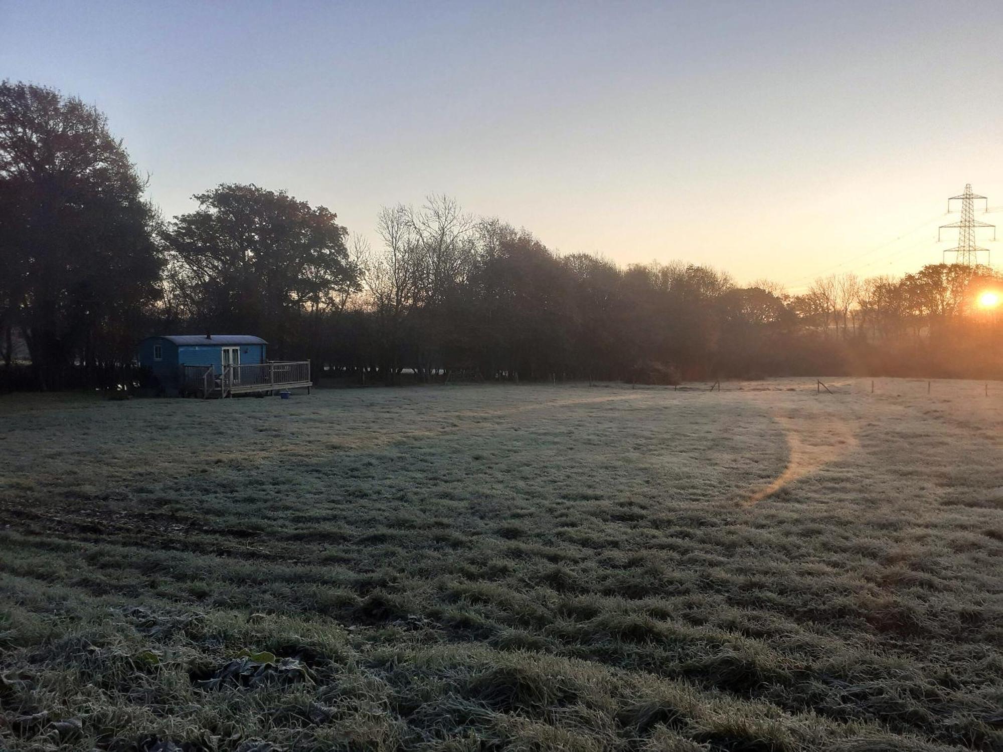 The Shepherds Hut Herstmonceux Екстер'єр фото