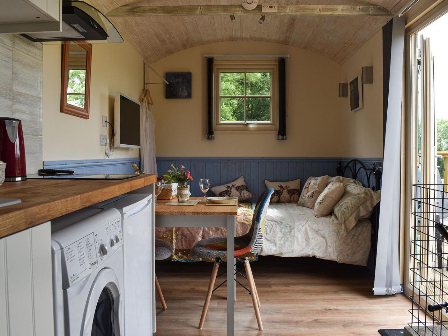 The Shepherds Hut Herstmonceux Екстер'єр фото